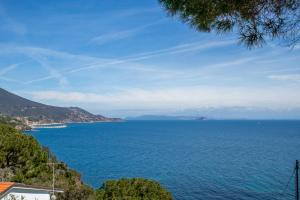 Villa con Vista Mare