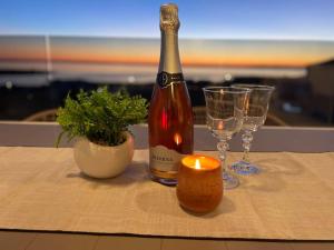 Mina stunning sea view apartment 
