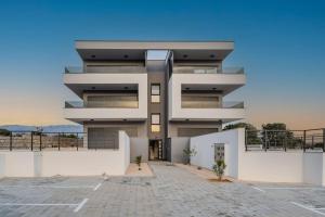 Mina stunning sea view apartment