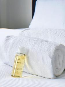 Downtown Deluxe Studio with Queen Bed BE-46