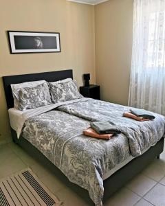 Luxurious 2 bedroom apartment with terrace and pool