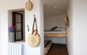 Le Chalet, les pieds dans leau