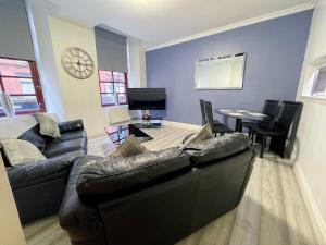 Recently Refurbished Two Bedroom Apartment, Central Location!