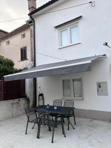 Holiday home Omišalj