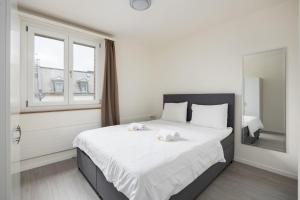 Urban Oasis with Queen Bed and View BE-53