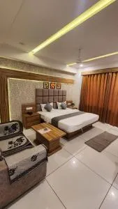 Hotel Royal Fort - Himatnagar