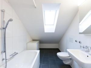 Sunrise Terrace 2,5 Room Apartment FR-31