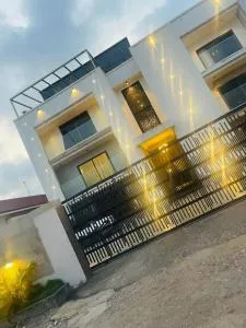 Deserene apartment - Ashalebotwe