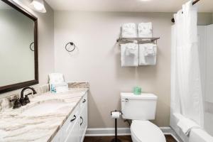 Deluxe Oceanfront King Room 3rd Floor