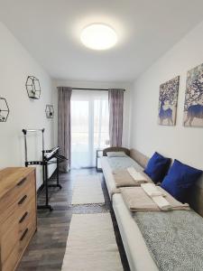 Royal Lakeside Apartment
