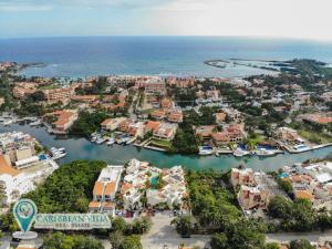 Stunning Large Remodeled Penthouse-Big Canal Views