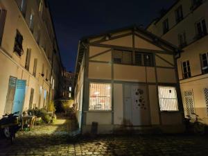 30m2 in the heart of Paris