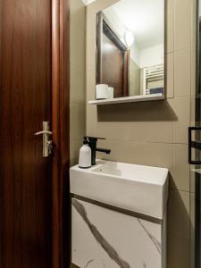 Eagles Nest - Sofia Central Studio