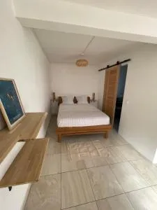 Tropic Valley Lodge - 旧阿比唐