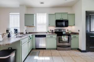 Tupelo Honey - 6 BR, Sleeps 16+