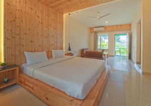 Swiss Cottage and Spa by Salvus