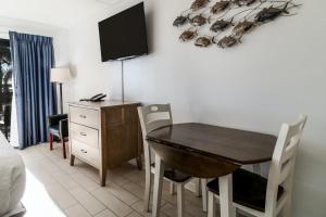 Oceanfront King Bed 1st Floor Amazing Views