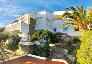 Amplio apartamento con jardín en Almadrava - Montjoys