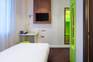 Hotels Campanile Annecy Centre - Gare : photos des chambres