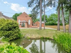 Firs Retreat - Coddington