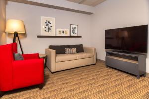 One-Bedroom Suite with Sofa Bed - Non-Smoking room in Country Inn & Suites by Radisson Rapid City SD