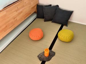 Studio Serenity, 4 min walk to center!