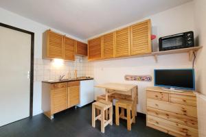 Lovely 16 m family studio with balcony