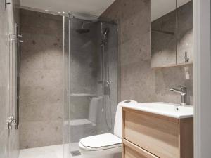 Slope-Side Fun Ski-In Ski-Out Retreat for 3