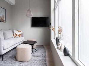 Slope-Side Fun Ski-In Ski-Out Retreat for 3