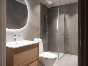 Mountain Retreat for 4 in Are Ski-In Ski-Out Apt- No Windows