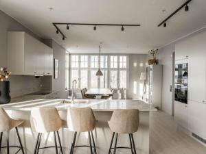 Are Alpine Retreat 6-Guest Ski Apt with Sauna