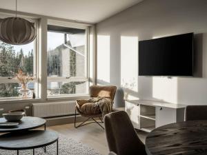 Chic Are Apt for 6 Ski-in-Ski-out with Sauna