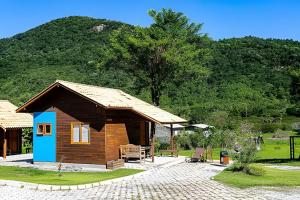 Cabanas aconchegantes. Desfrute da natureza e praia
