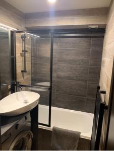 Appartements Charming studio with terrace and garden : Studio