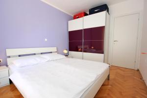 Apartments with parking space Opric, Opatija - 7744