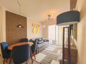 Designer apt - Downtown Miraflores wparking!