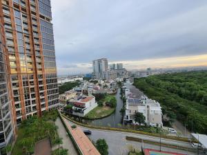 2BedRooms Apartment in Gold Coast PIK