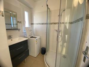 Moderne T2 avec vue et proche Thermes - Animaux acceptés - FR-1-503-70