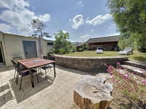 Maison de vacances à 350m de la plage avec jardin, véranda et Wi-Fi gratuit - FR-1-361-525