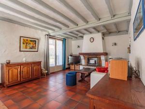 Villas Maison de caractere a Briscous: 4 chambres, jardin, proche Bayonne et plages, ideal famille et randonnees - FR-1-3-603 : photos des chambres