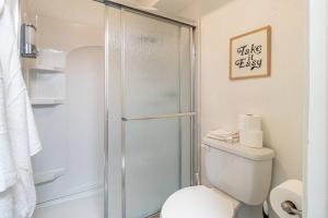 Midtown Getaway: Trendy Studio Heart of Reno