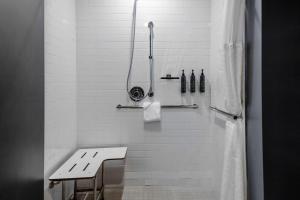 Aloft Dallas Arlington South