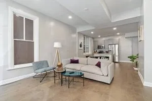 Downtown HBG Gem: 2BR Apt - Wormleysburg