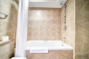 Grand Studio at Sky Gardens DIFC by Deluxe Holiday Homes