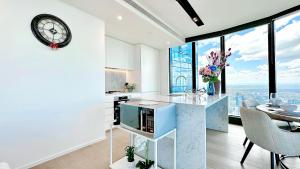 84 FloorSplendid Viewfree car park3BNear Crown