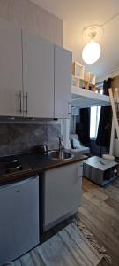 Appartements Studio hyper centre entre port et remblai : photos des chambres