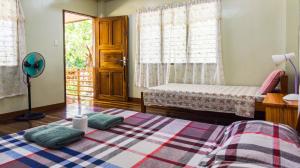 High Chaparral Cottages