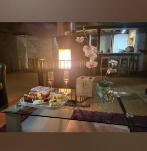 Maisons d'hotes Gite Atypique 2 a 8 PERSONNES avec piscine jacuzzi proche chateaux de la Loire : photos des chambres