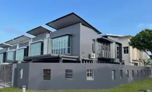 Ariya Home - Kampong Baharu Ulu Pulai