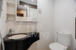 RedLiving Apartemen Sky House BSD - Lovely Space Tower Leonie